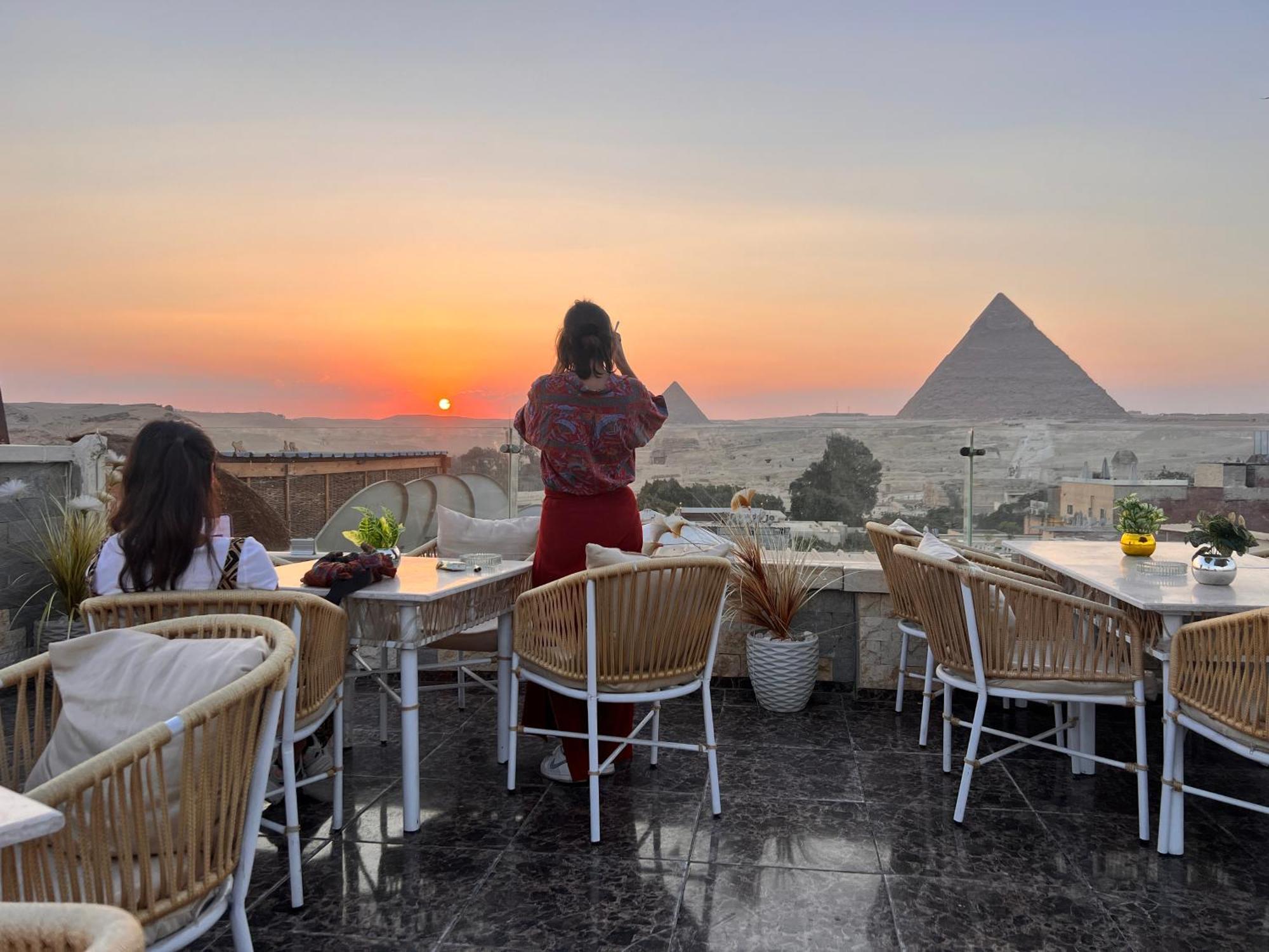 Pyramids Magic View Hotel Il Cairo